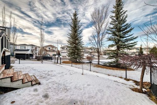 3708 Douglas Ridge Way Se, Calgary, AB, T2Z3B6 | Card Image