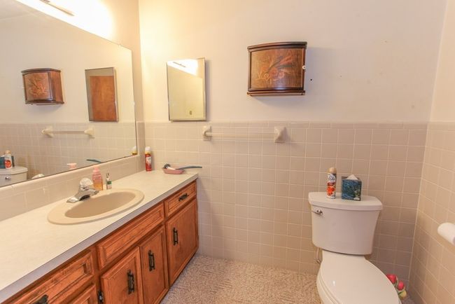 2201 E 25 Th St, House other with 3 bedrooms, 3 bathrooms and 2 parking in Big Spring TX | Image 28