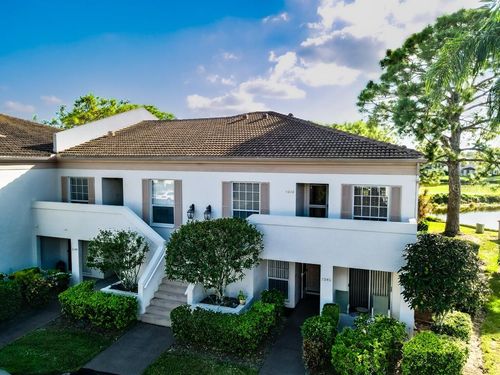62-5242 Wedgewood Ln, SARASOTA, FL, 34235-7024 | Card Image