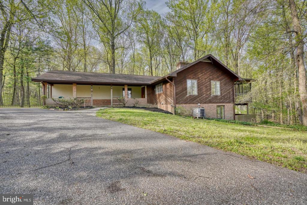 Residential in REISTERSTOWN