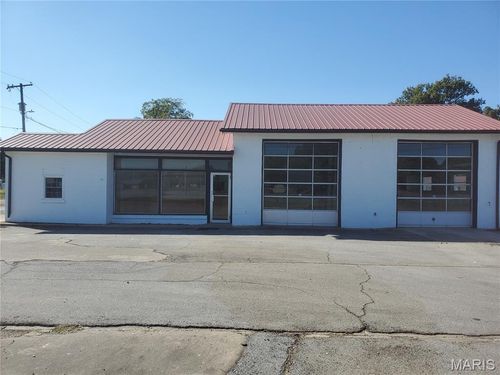 401 N 3rd St, Lilbourn, MO, 63862-9233 | Card Image