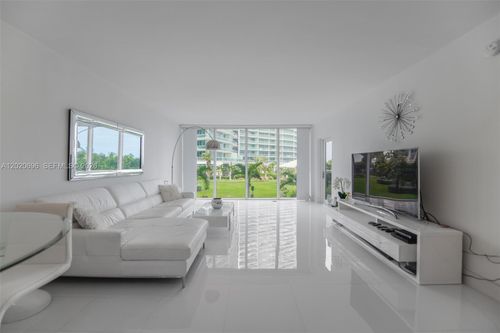 307-10275 Collins Ave, Bal Harbour, FL, 33154-1450 | Card Image