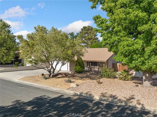 13035 Norfolk, Victorville, CA, 92395 | Card Image