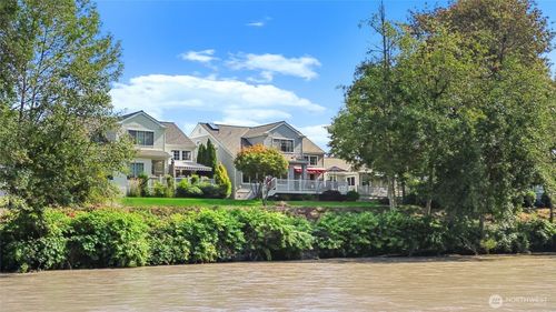 7526 145th Ave E, Sumner, WA, 98390-8203 | Card Image