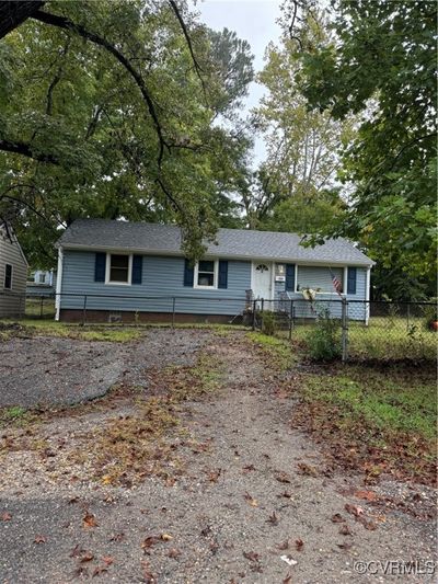 View of ranch-style home | Image 1