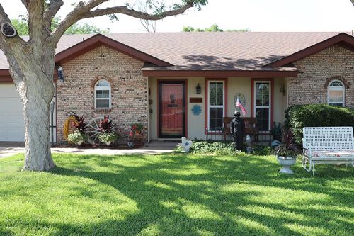 3306 Providence Dr, Midland, TX, 79707-4813 | Card Image