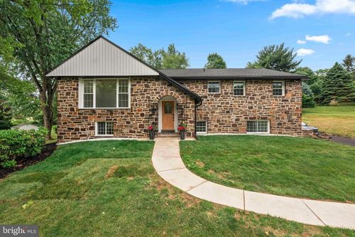 1212 Leedom Rd, HUNTINGDON VALLEY, PA, 19006-2710 | Card Image