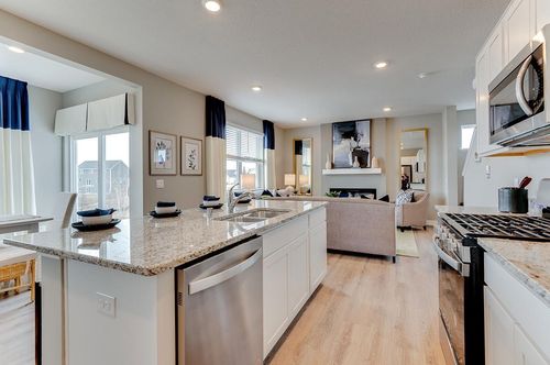 968 Stone Creek Dr, Jordan, MN, 55352-4576 | Card Image