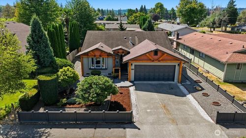 1218 10th Ave Nw, Puyallup, WA, 98371-4020 | Card Image