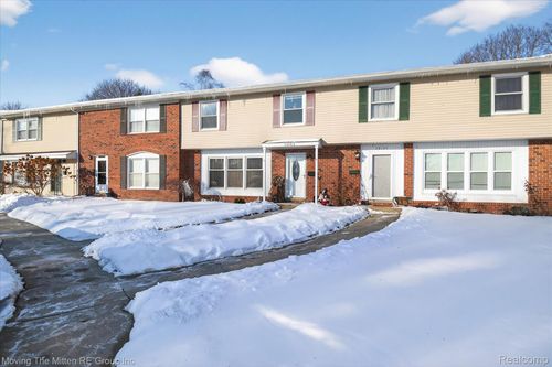 13153 Lake Point Blvd, Van Buren Twp, MI, 48111-2238 | Card Image