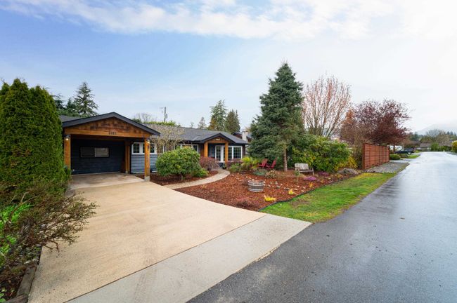 1325 Oakwood Crescent, House other with 3 bedrooms, 1 bathrooms and 3 parking in North Vancouver BC | Image 15