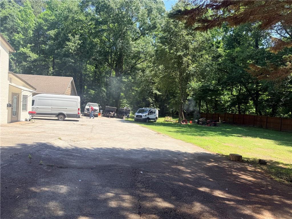 Commercial Sale in Lilburn 5