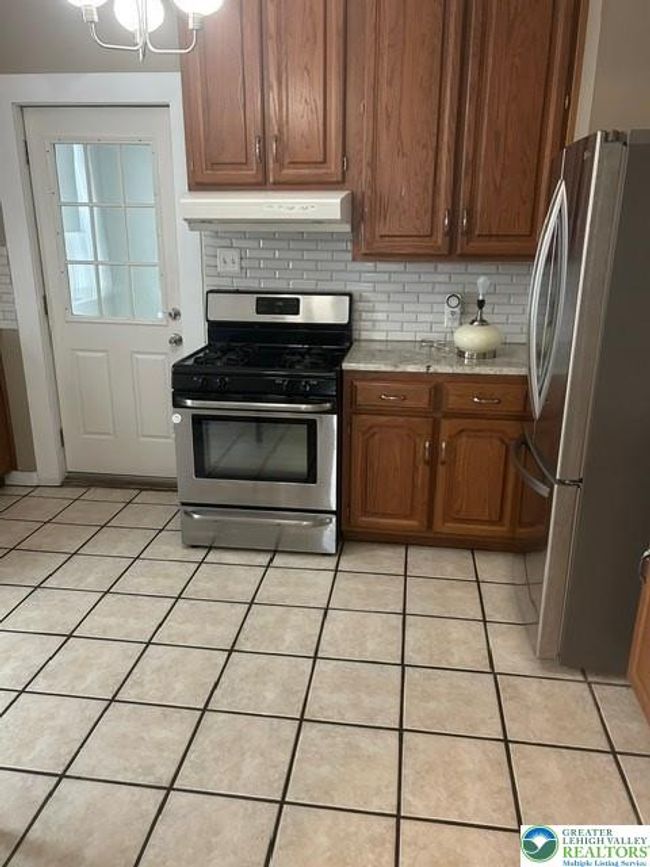 57 E Raspberry St, House other with 2 bedrooms, 2 bathrooms and null parking in BETHLEHEM PA | Image 14