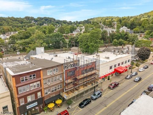 32 W Blackwell St, Dover, NJ, 07801-3832 | Card Image