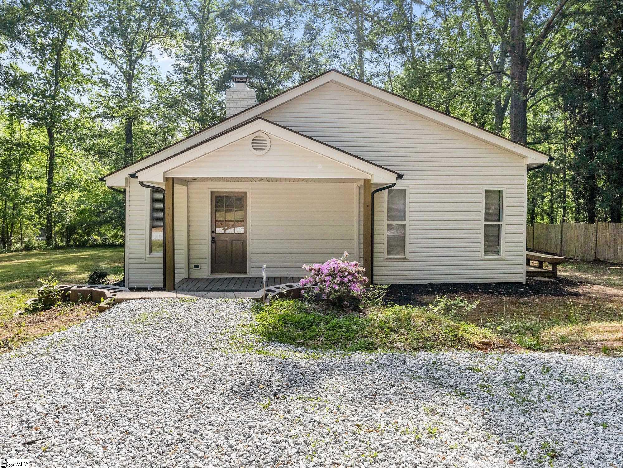 Residential in Laurens 3