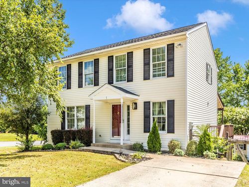 1 Tacoma St, THURMONT, MD, 21788-1936 | Card Image