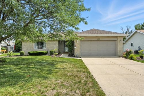 933 Sunflower Ln, Dyer, IN, 46311-1083 | Card Image