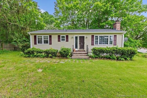 3 Pattagansett Court, East Lyme, CT, 06357 | Card Image