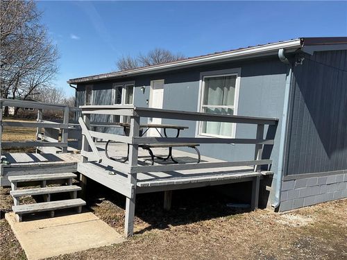 40182 W 379th St, Lane, KS, 66042-4168 | Card Image