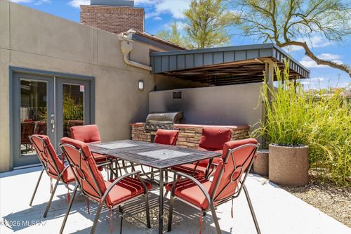 1104-5800 N Kolb Rd, Tucson, AZ, 85750-0910 | Card Image