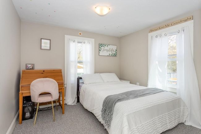 31 7 Th St, House other with 3 bedrooms, 2 bathrooms and 2 parking in Stoughton MA | Image 7