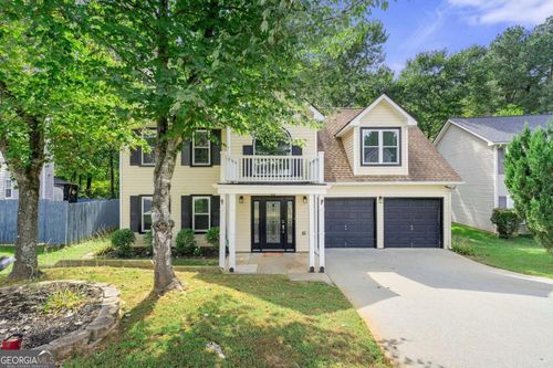 1086 Erie Cir, Stone Mountain, GA, 30087-6527 | Card Image