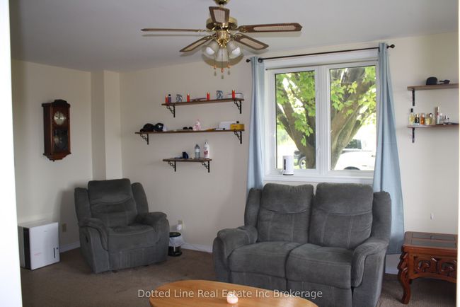 1076 2 Nd Concession Rd Enr, House other with 3 bedrooms, 1 bathrooms and 6 parking in Langton ON | Image 11