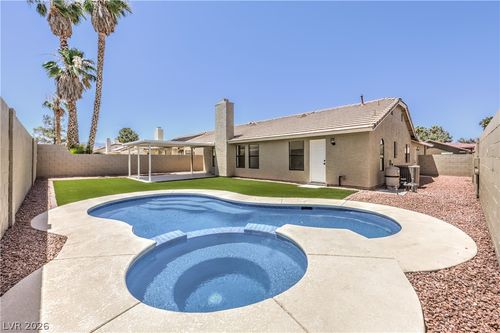 4813 Holly Grove Dr, Las Vegas, NV, 89130-2231 | Card Image