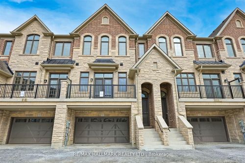 5 W Village Lane, Markham, ON, L6C3L5 | Card Image