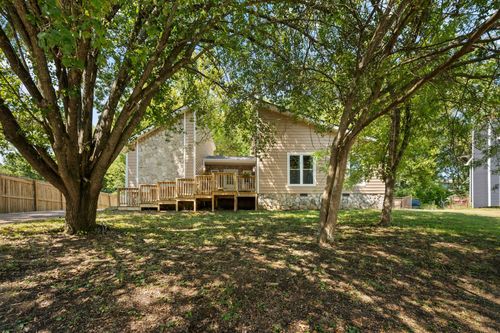 425 Cedarmont Dr, Nashville, TN, 37211-6615 | Card Image