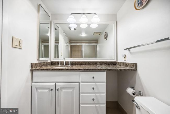 APT-906 - 1808 Old Meadow Rd, Condo with 2 bedrooms, 2 bathrooms and null parking in MCLEAN VA | Image 24