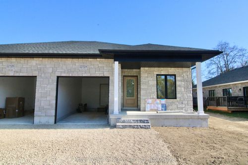 221124 Grey Road 4, West Grey, ON, N0G2M0 | Card Image