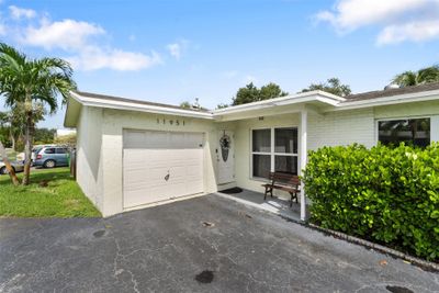 11951 Nw 33rd St, House other with 3 bedrooms, 2 bathrooms and null parking in Sunrise FL | Image 3