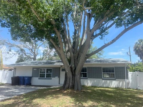 1779 Shore Acres Blvd Ne, ST PETERSBURG, FL, 33703-3353 | Card Image