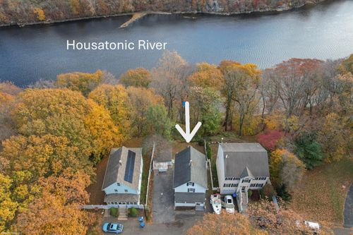 11 Mount Pleasant St, Shelton, CT, 06484-5617 | Card Image