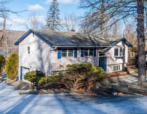 135 E Shore Rd, Greenwood Lake, NY, 10925-4355 | Card Image