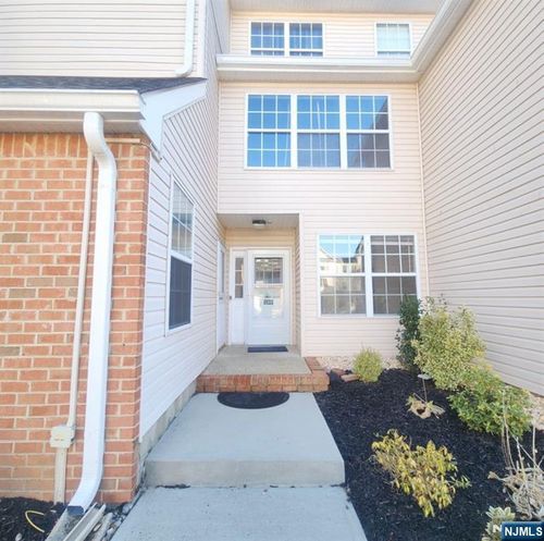 1301 Plymouth Rd, North Brunswick, NJ, 08902-4592 | Card Image