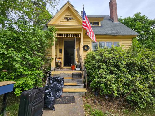 16 Palm Street, Concord, NH, 03301 | Card Image
