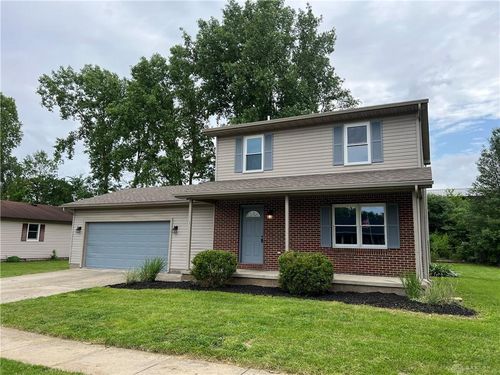 3 Brookside St, Jamestown, OH, 45335-1587 | Card Image