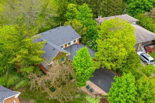 254 Maidstone Crt, Bolton, ON, L7E3V2 | Card Image