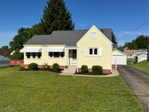 145 Anna Avenue Nw, Canton, OH, 44708 | Card Image