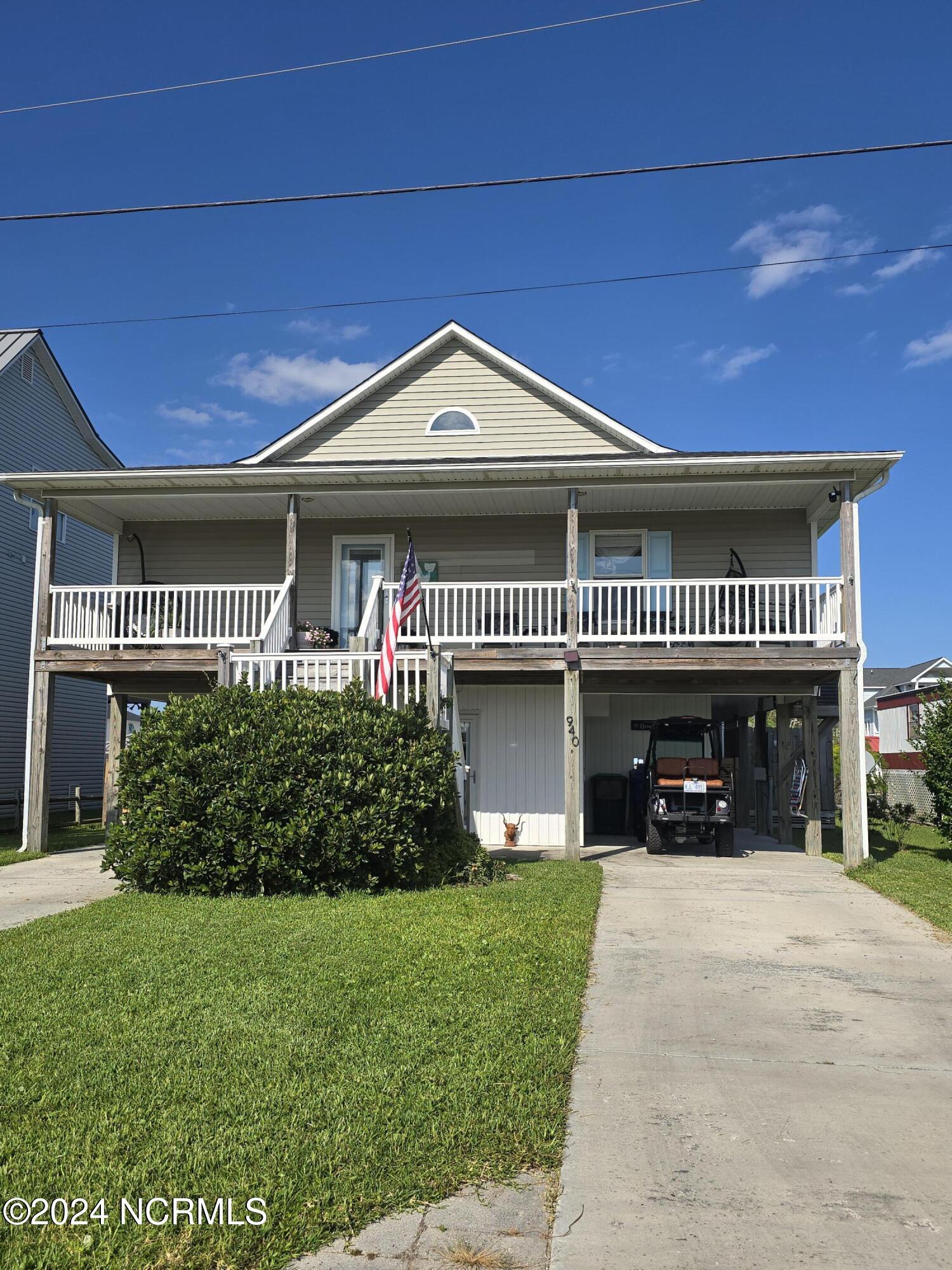 Broadway St, Surf City, NC 28445
