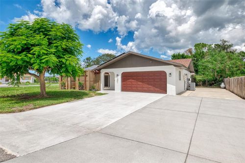 1630 Porpoise Rd, Venice, FL, 34293-6116 | Card Image