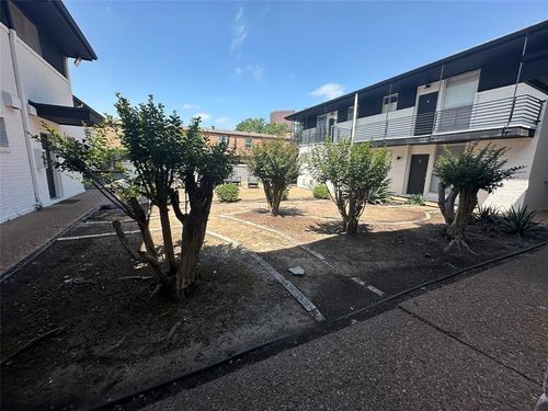 11-5123 Del Monte Dr, Houston, TX, 77056-4316 | Card Image