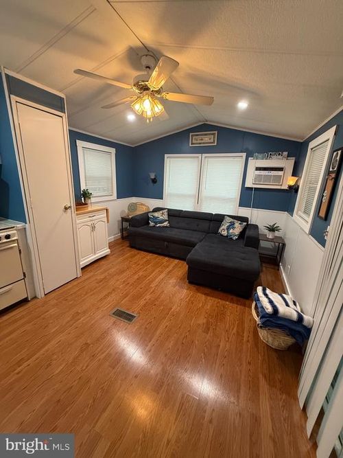 unit-j-3-515 Corsons Tavern Rd, Ocean View, NJ, 08230-1671 | Card Image