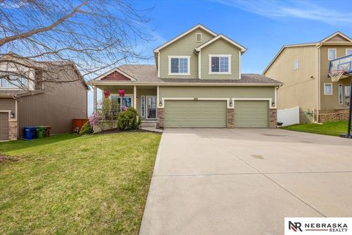 14204 S 18th St, Bellevue, NE, 68123-3714 | Card Image