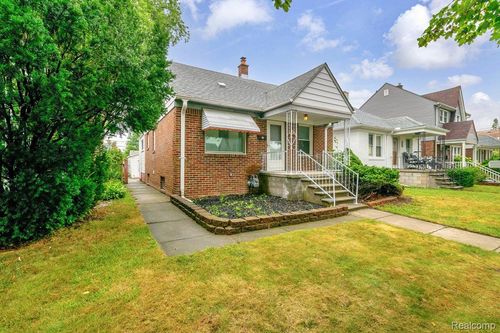1046 Mollno St, Wyandotte, MI, 48192-4113 | Card Image