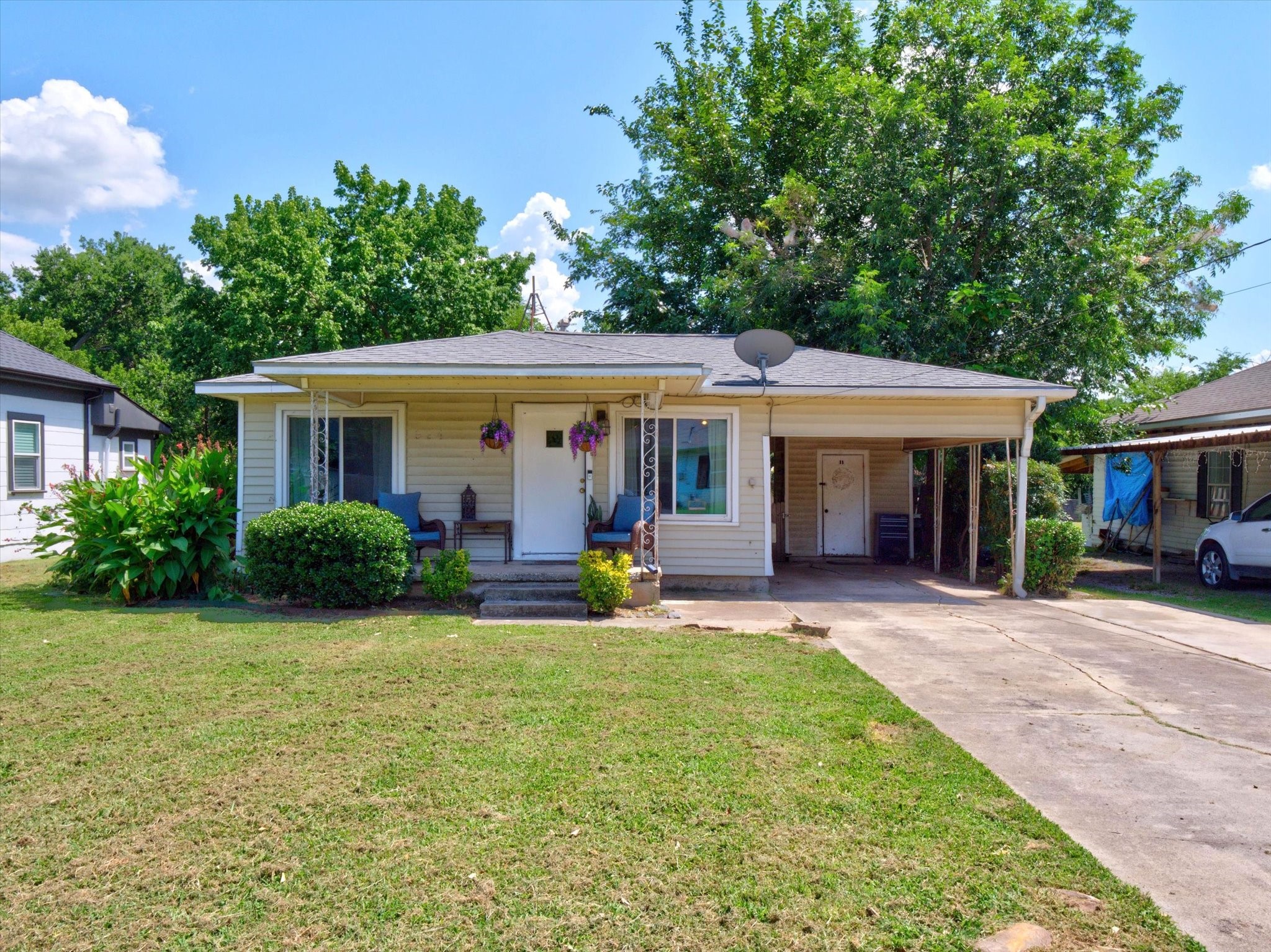 Residential in Whitesboro