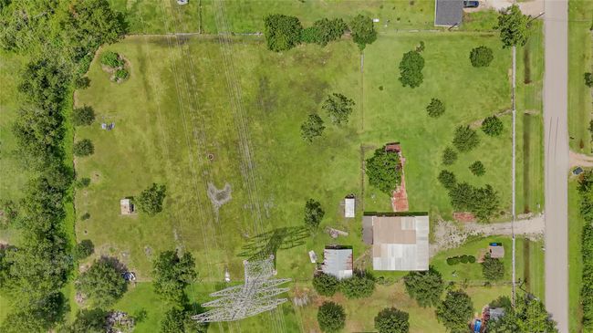 694 County Road 941, Home with 0 bedrooms, 0 bathrooms and null parking in Alvin TX | Image 7