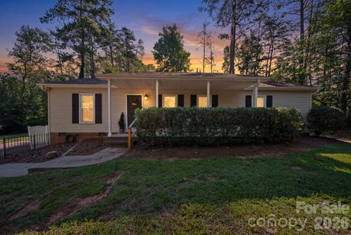 106 Brookridge Ln, Mooresville, NC, 28117-6810 | Card Image